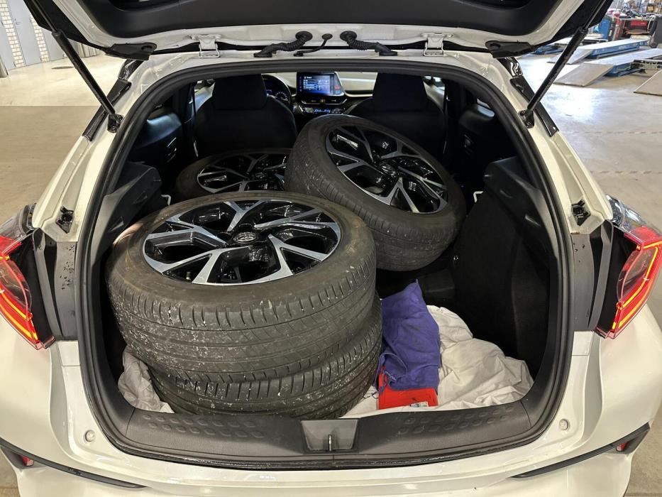 TOYOTA C-HR 2020