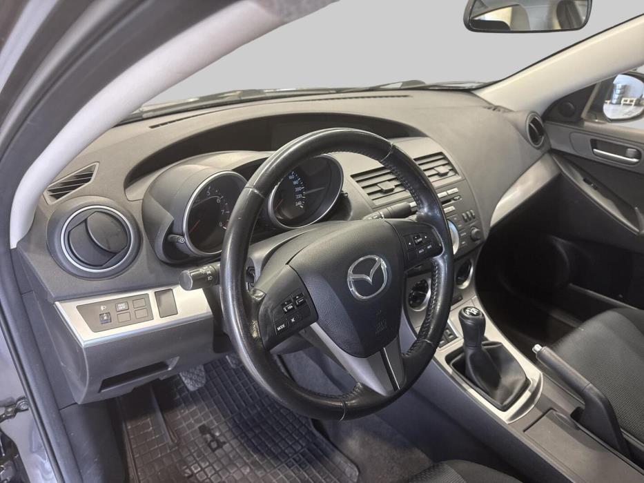 MAZDA Mazda3 2009