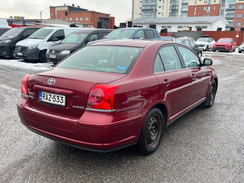 TOYOTA Avensis 2005