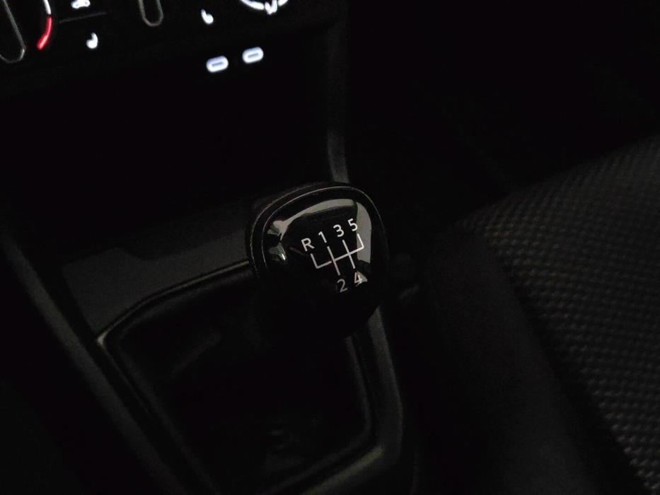 VOLKSWAGEN T-Cross 2024