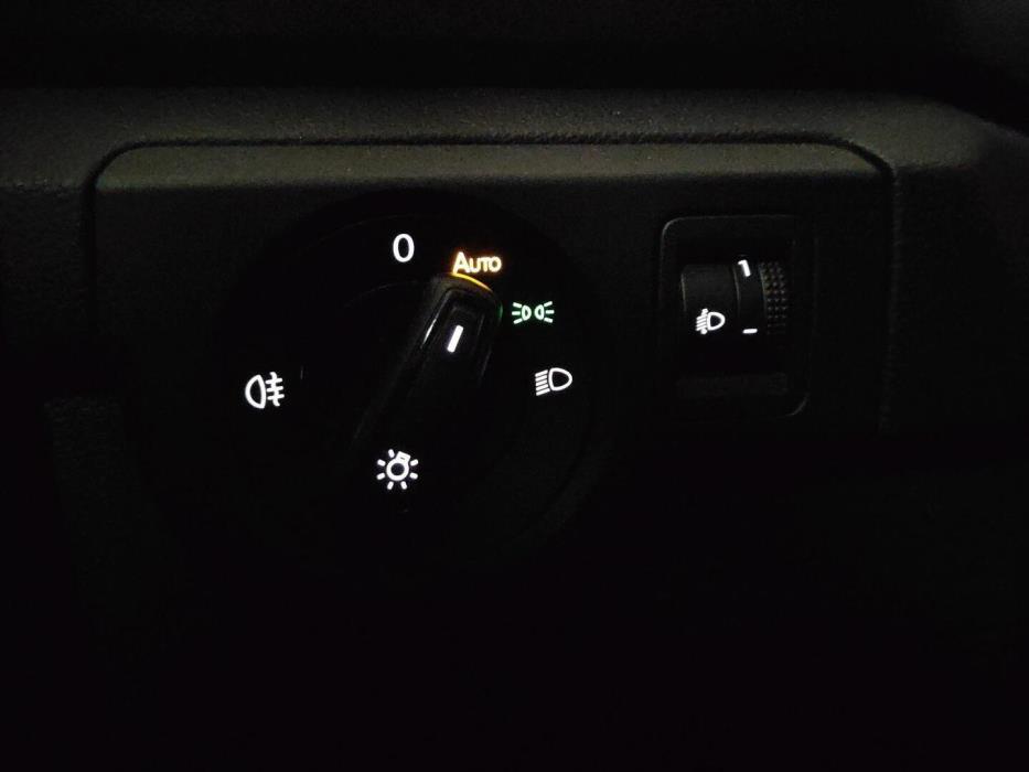 VOLKSWAGEN T-Cross 2024