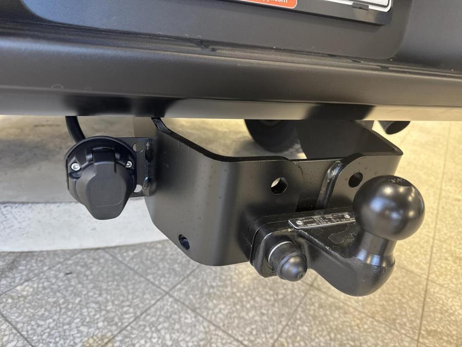 TOYOTA Hilux 2026