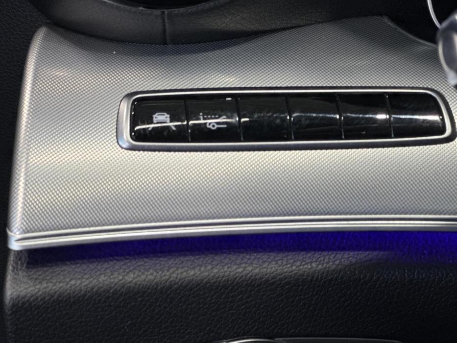 MERCEDES-BENZ E 2017