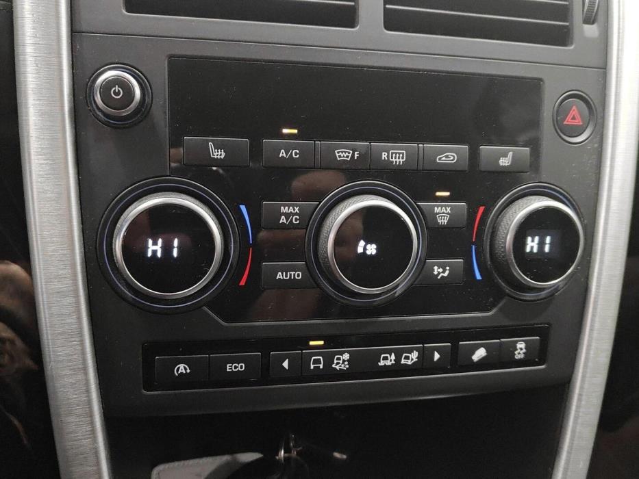 LAND ROVER Discovery Sport 2017