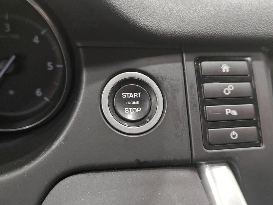 LAND ROVER Discovery Sport 2017