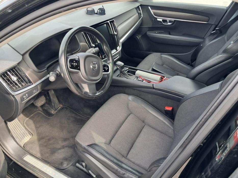 VOLVO V90 Cross Country 2017