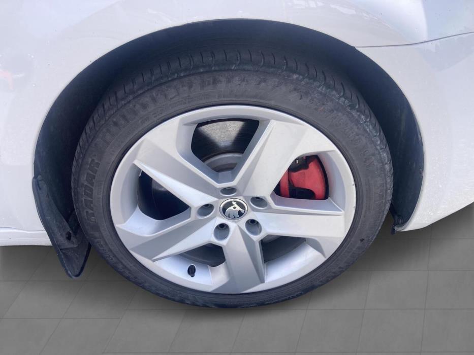 SKODA Octavia 2015