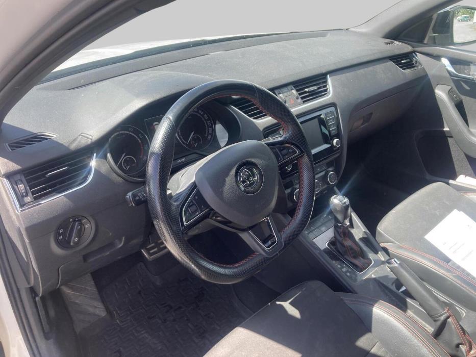SKODA Octavia 2015