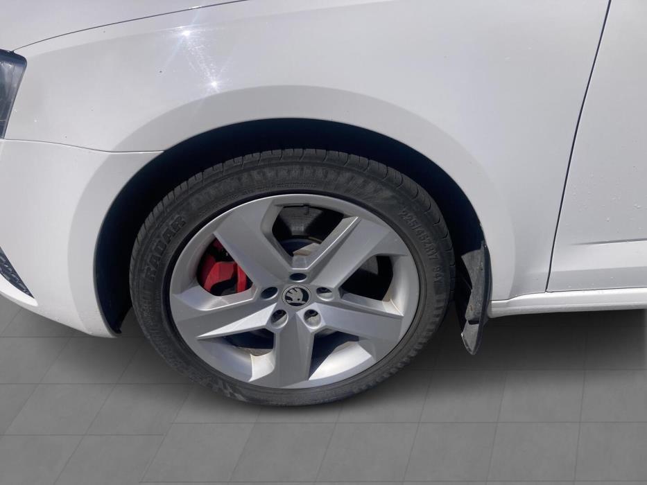 SKODA Octavia 2015