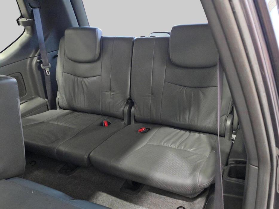 TOYOTA Land Cruiser 2004