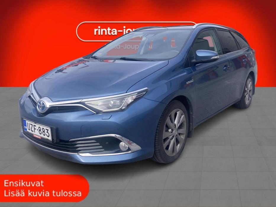 TOYOTA Auris 2015