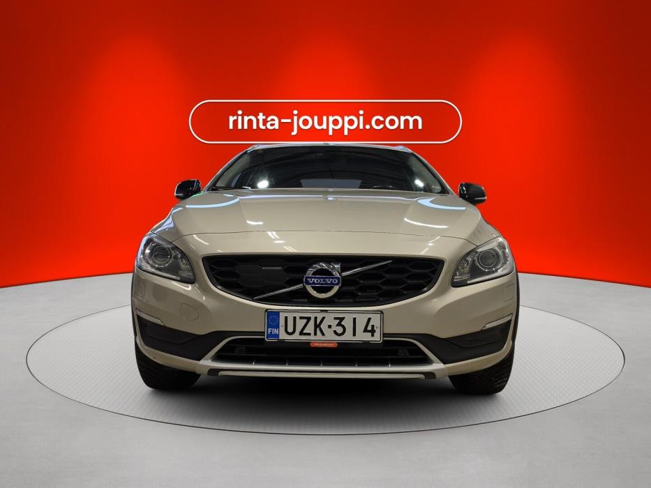VOLVO V60 Cross Country 2016