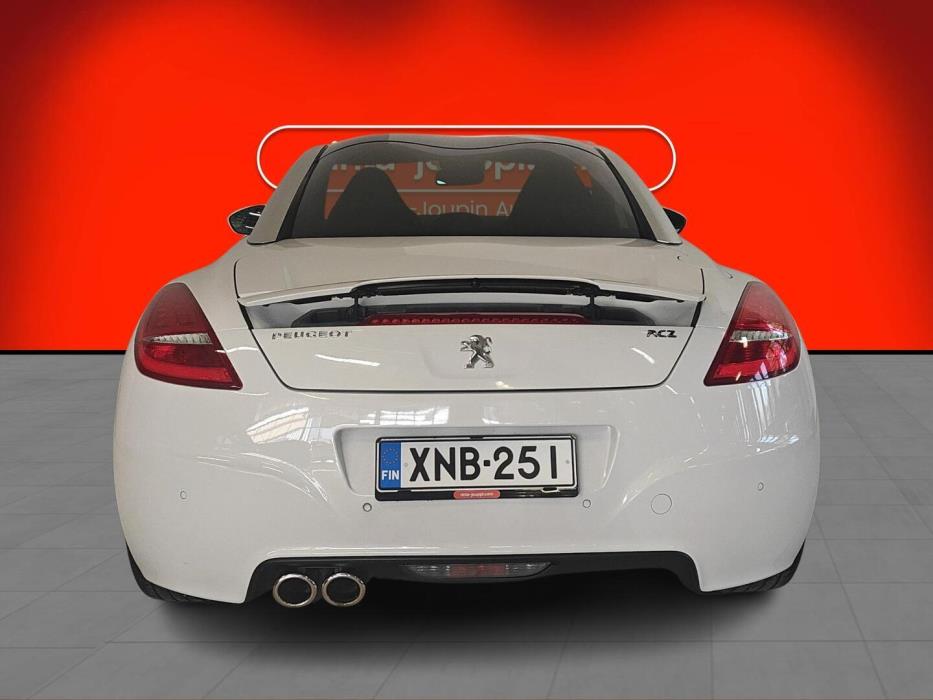 PEUGEOT RCZ 2013