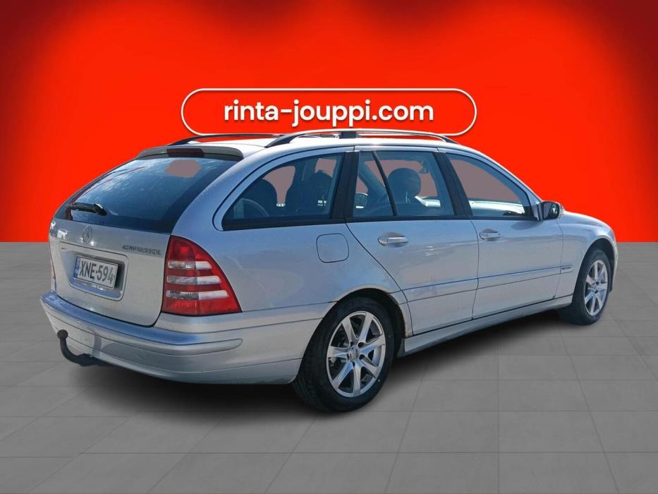 MERCEDES-BENZ C 2005