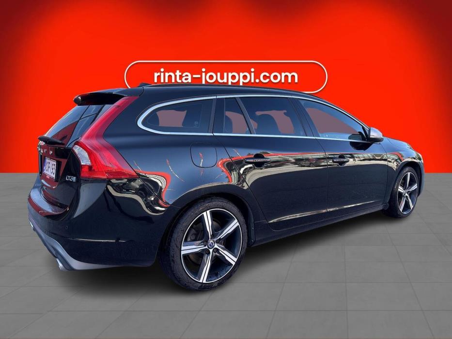 VOLVO V60 2018