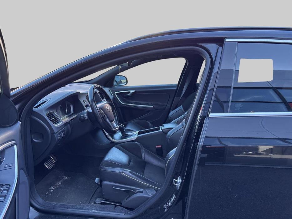 VOLVO V60 2018