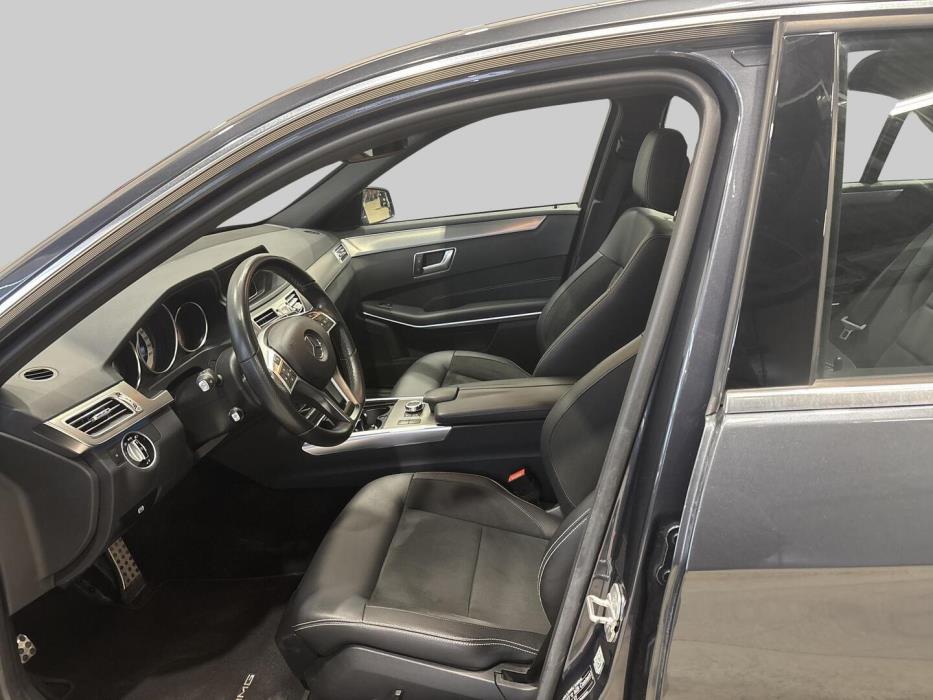 MERCEDES-BENZ E 2015