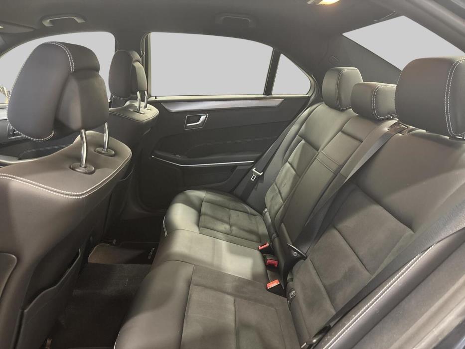 MERCEDES-BENZ E 2015