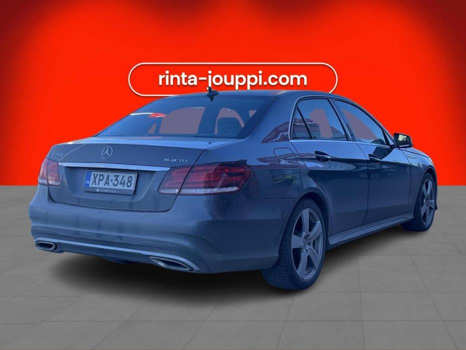 MERCEDES-BENZ E 2015