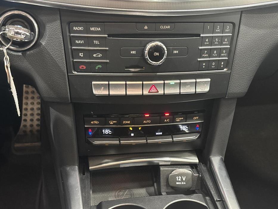 MERCEDES-BENZ E 2015