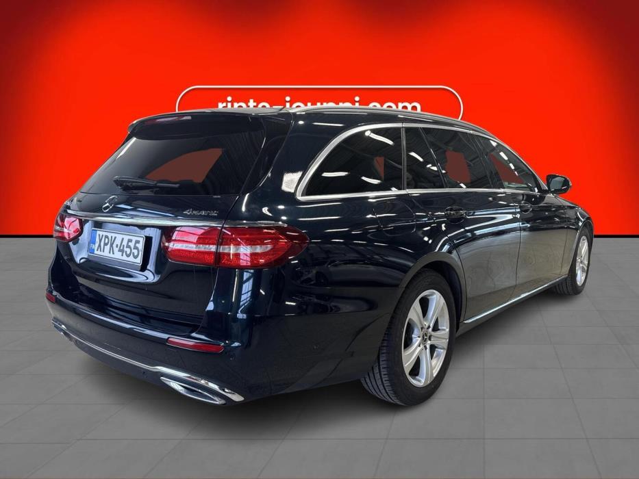 MERCEDES-BENZ E 2018