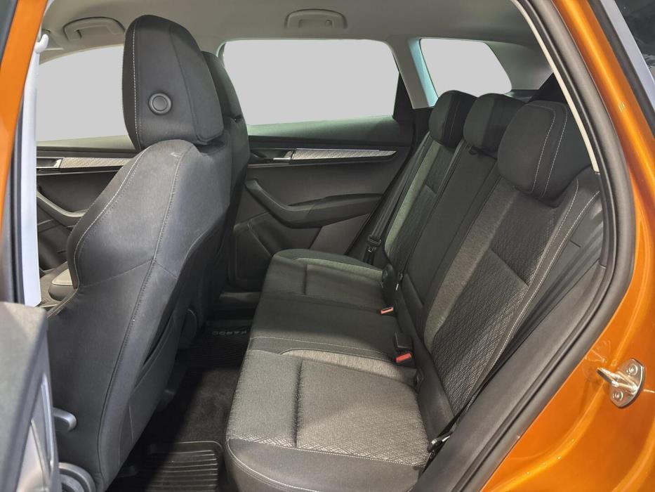 SKODA KAROQ 2023