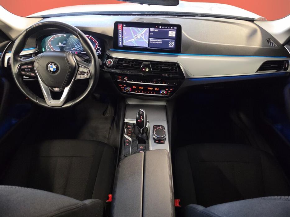 BMW 530 2021