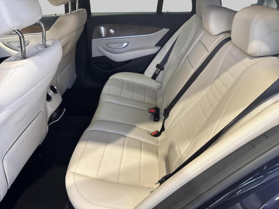 MERCEDES-BENZ E 2019