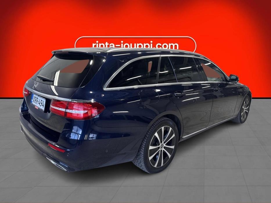 MERCEDES-BENZ E 2019