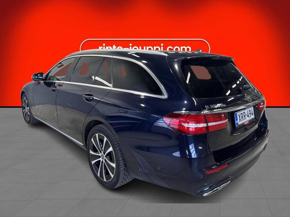 MERCEDES-BENZ E 2019
