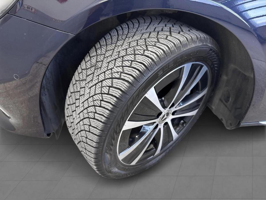 MERCEDES-BENZ E 2019