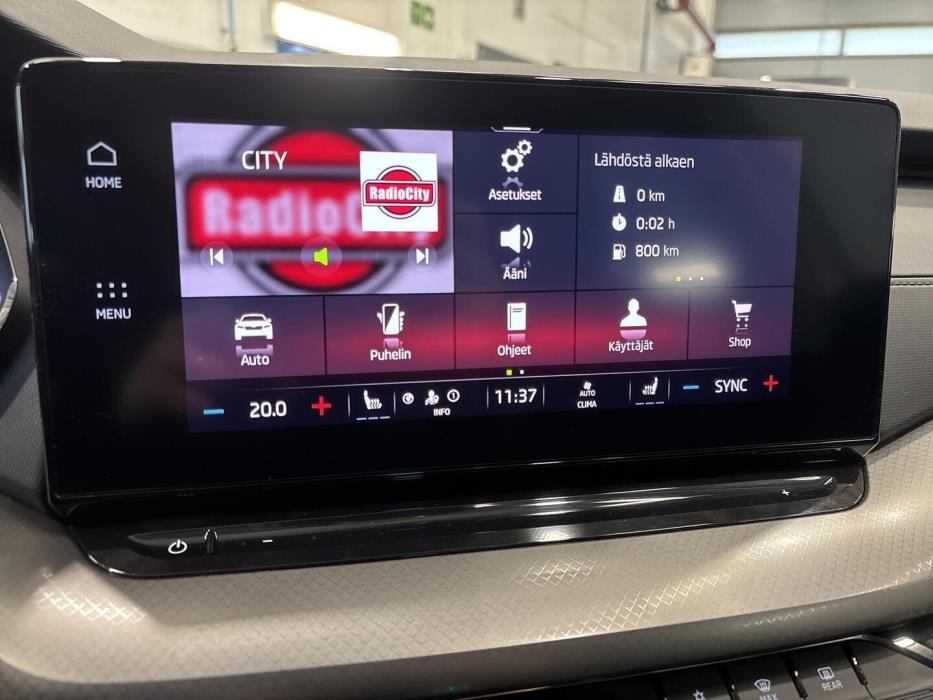 SKODA OCTAVIA 2024