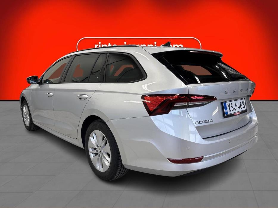 SKODA OCTAVIA 2024
