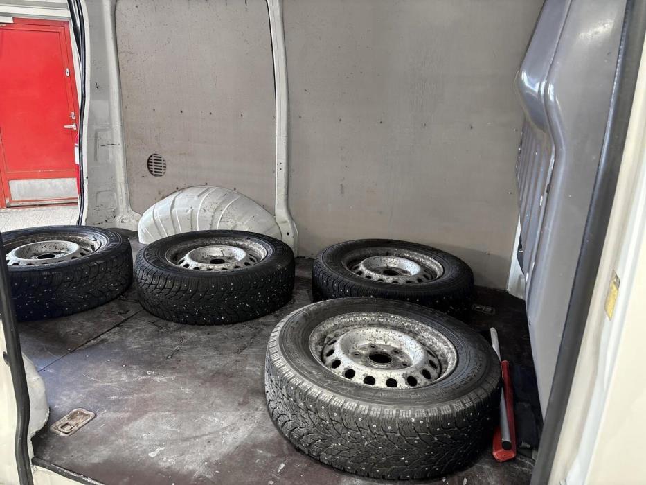 TOYOTA Hiace 2008