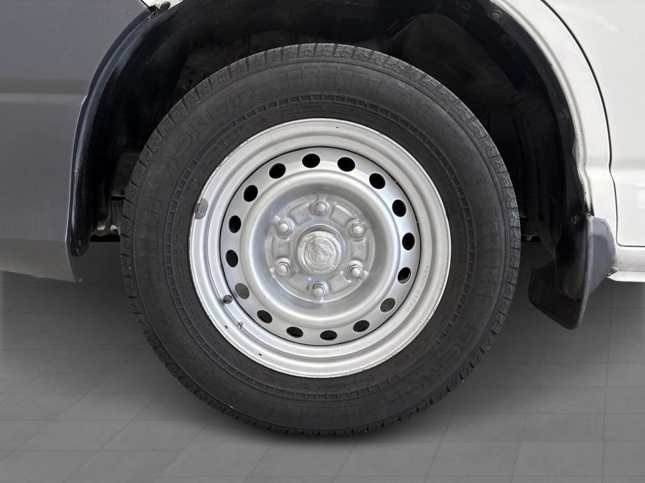 TOYOTA Hiace 2008