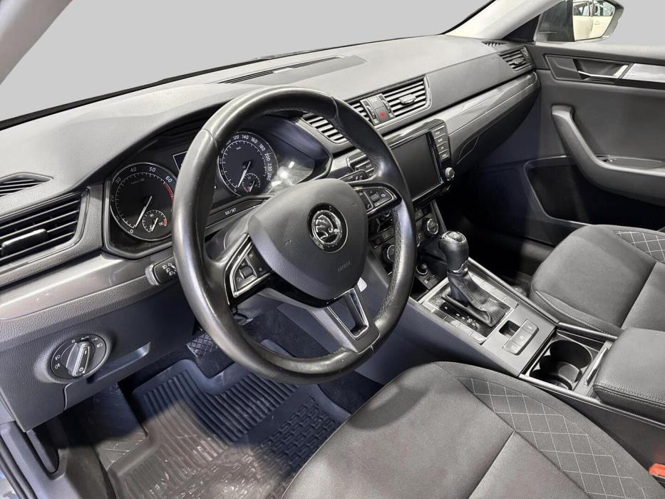 SKODA Superb 2017