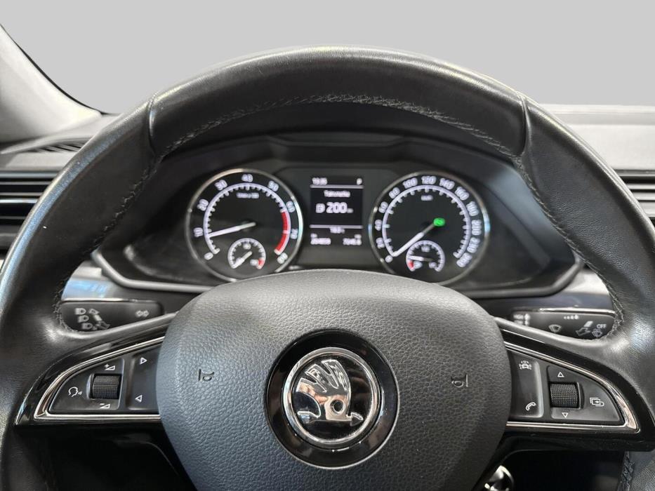 SKODA Superb 2017