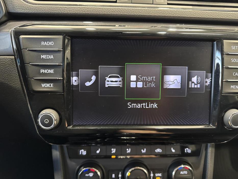 SKODA Superb 2017