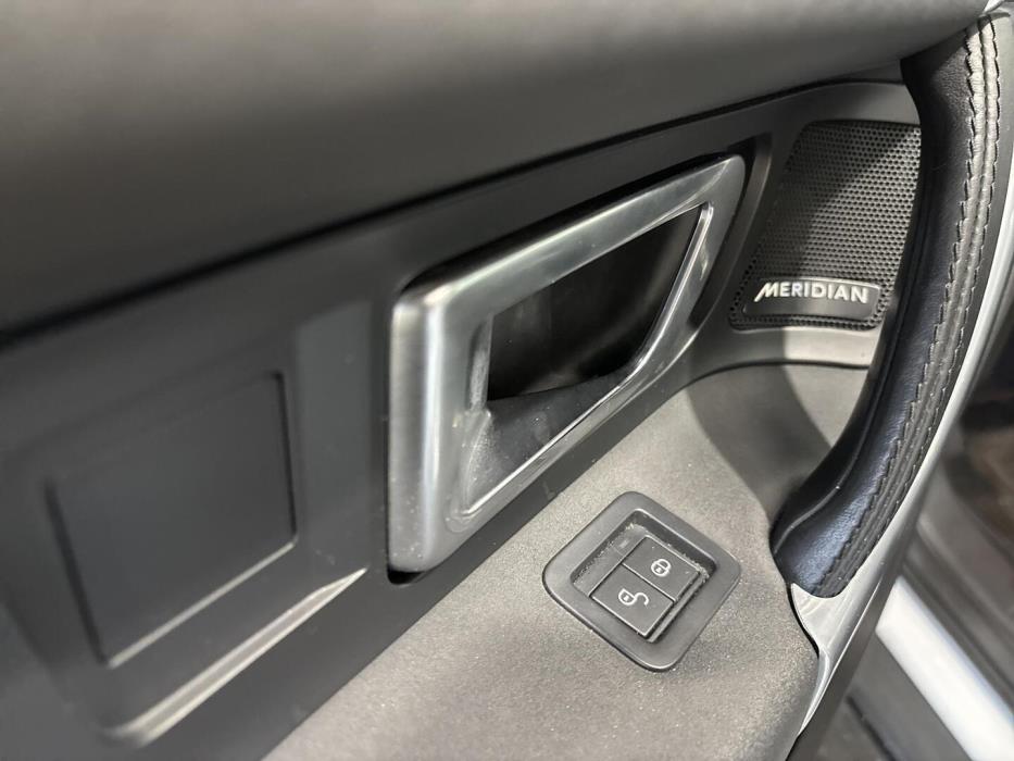 LAND ROVER Discovery Sport 2018