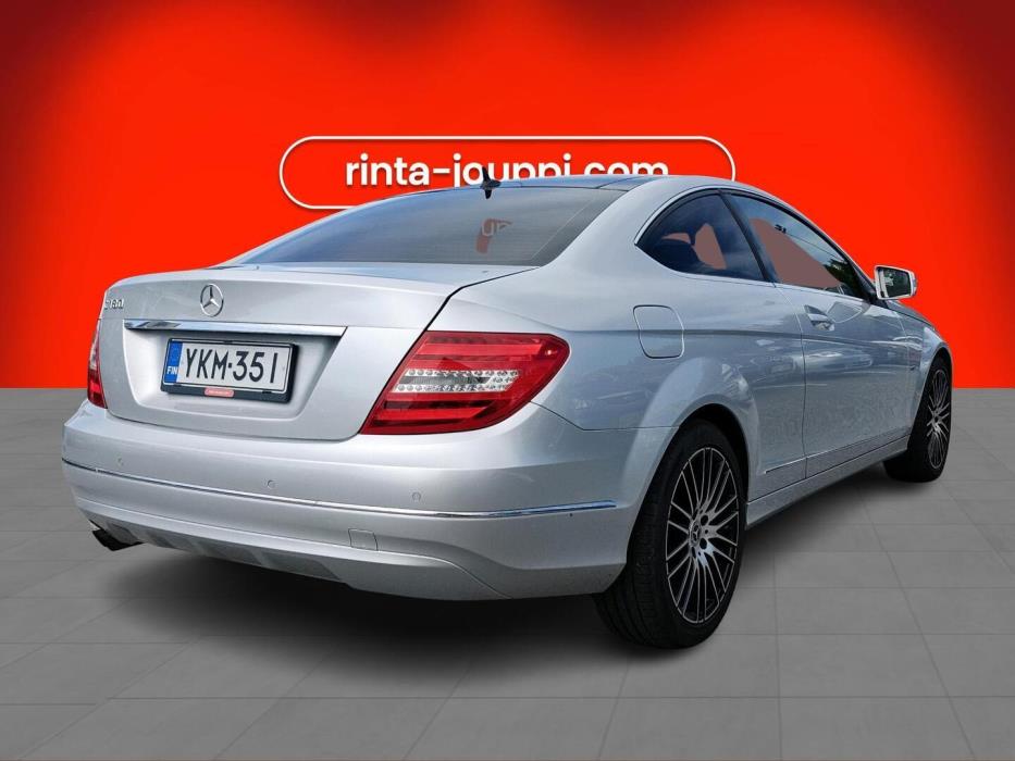 MERCEDES-BENZ C 2012