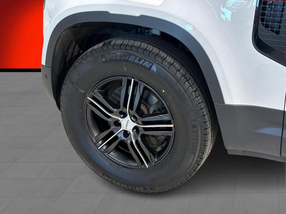 LAND ROVER Defender 2022