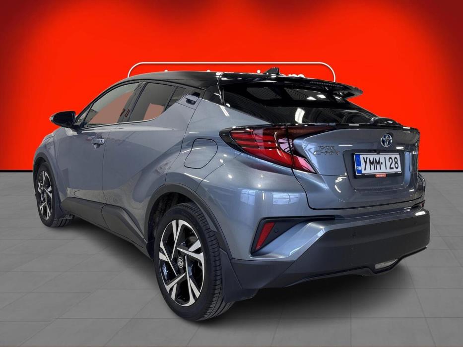 TOYOTA C-HR 2023