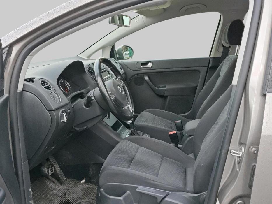 VOLKSWAGEN Golf Plus 2011