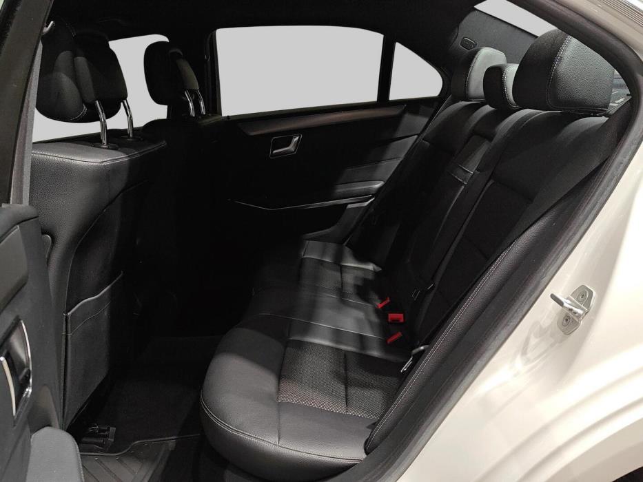 MERCEDES-BENZ E 2013