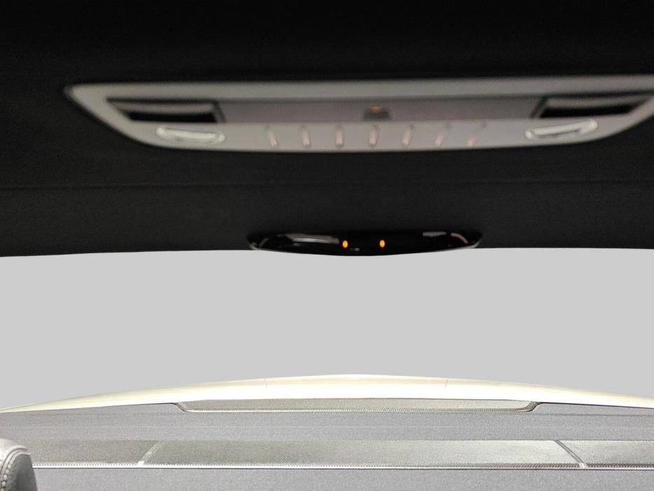 MERCEDES-BENZ E 2013