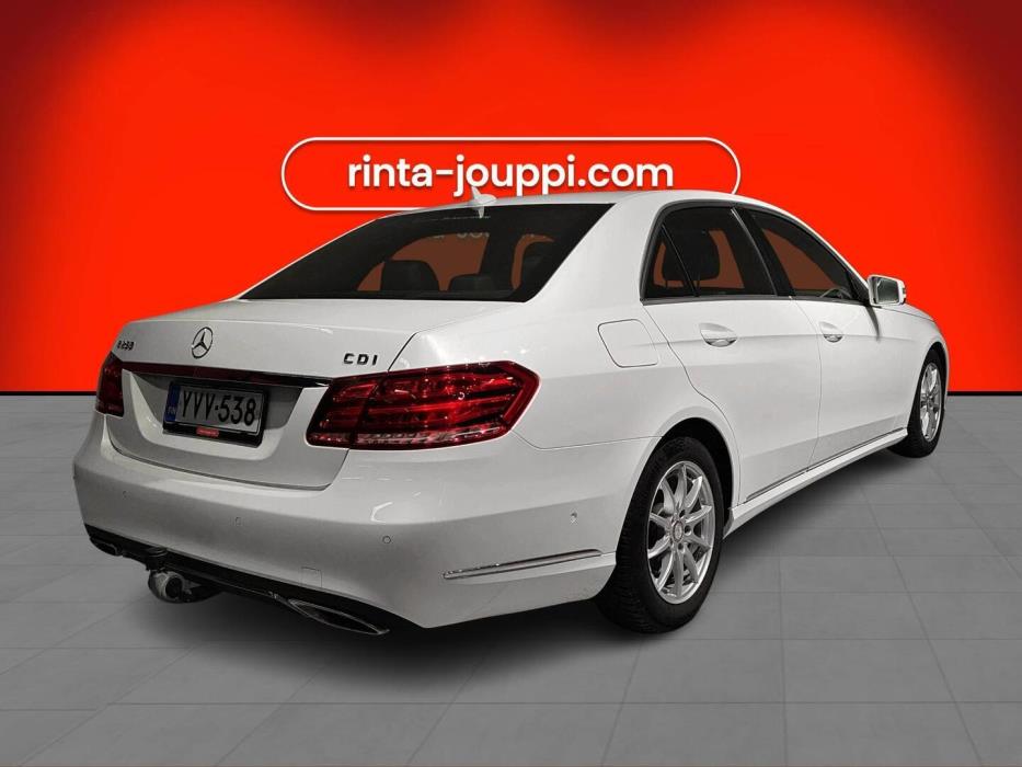 MERCEDES-BENZ E 2013