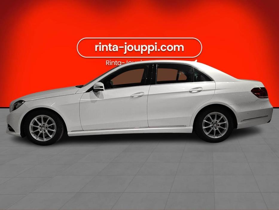 MERCEDES-BENZ E 2013