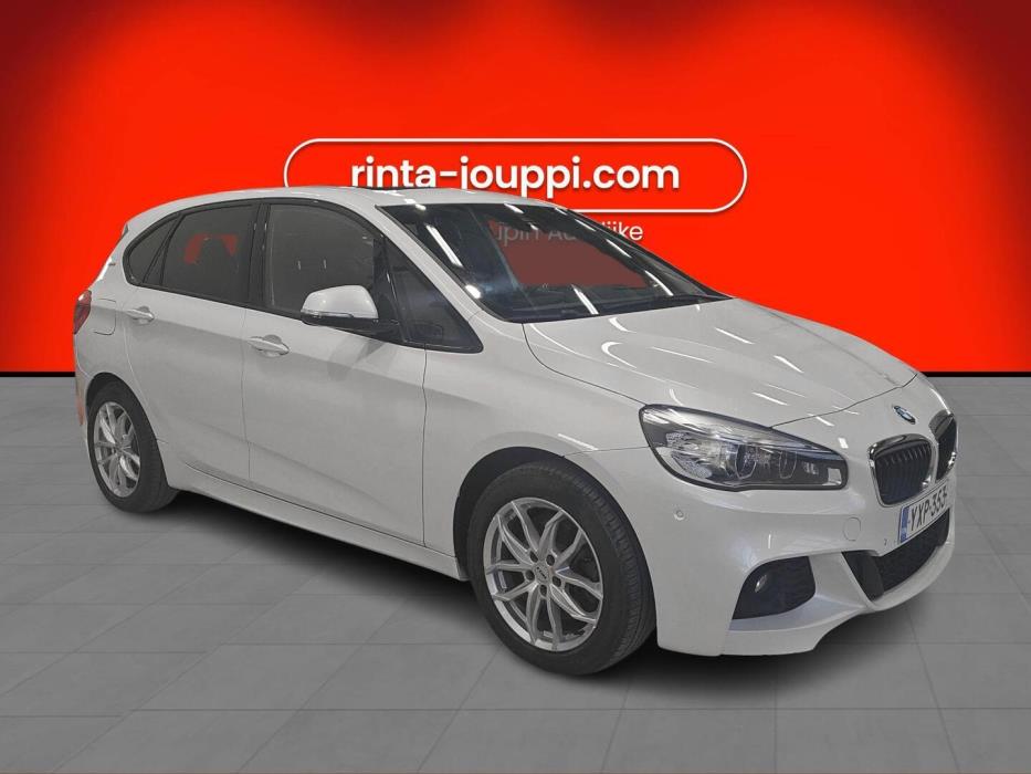 BMW 225 2018