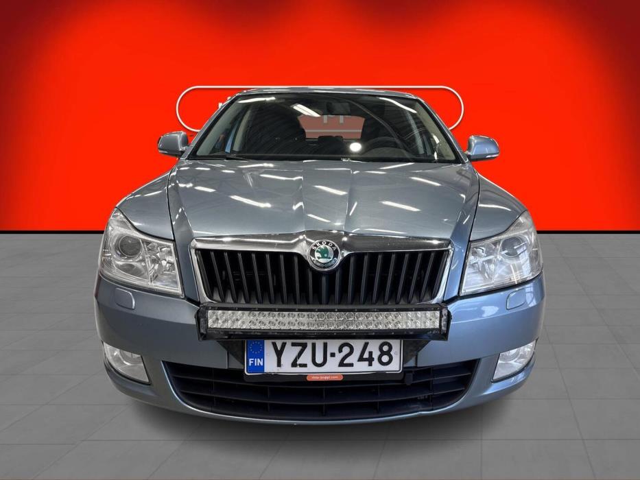 SKODA Octavia 2011