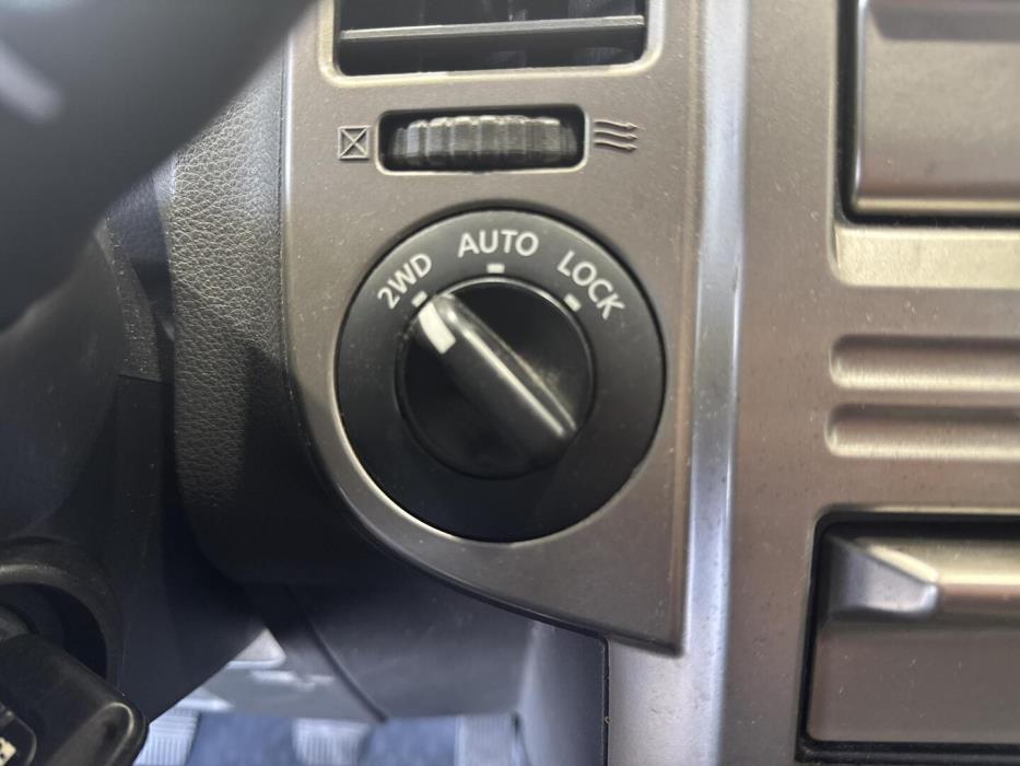 NISSAN X-TRAIL 2005